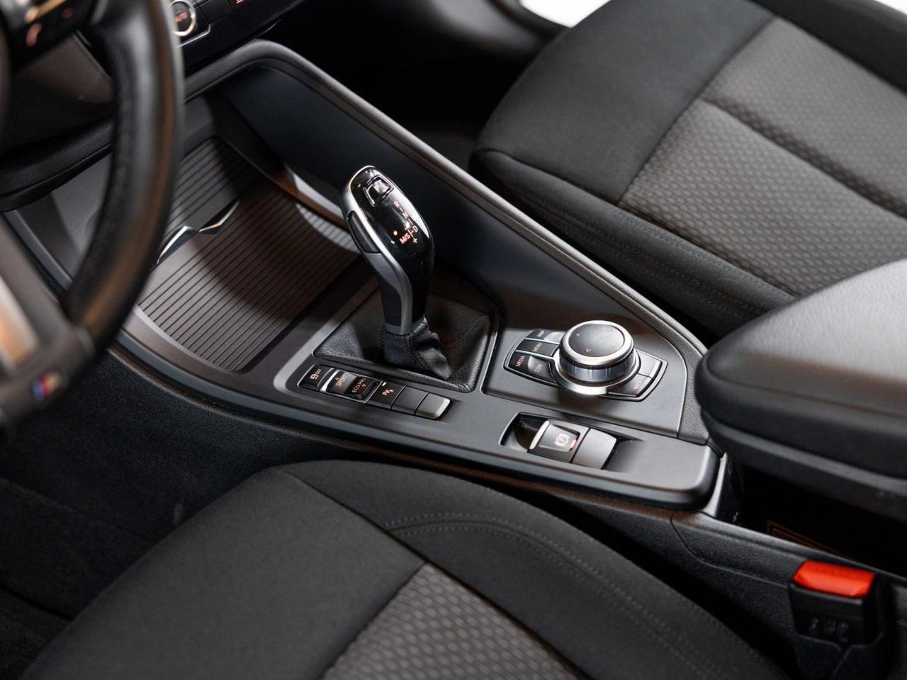 BMW X1 sDrive18dA - Foto 24