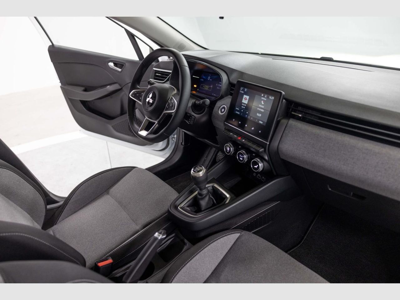 Mitsubishi Colt 100T Motion - Foto 15