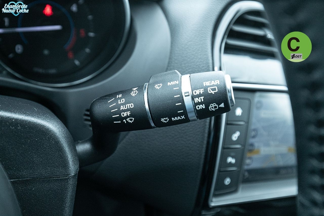 Jaguar F-Pace 2.0L i4D Prestige AWD Auto 177 kW (240 CV) - foto 23