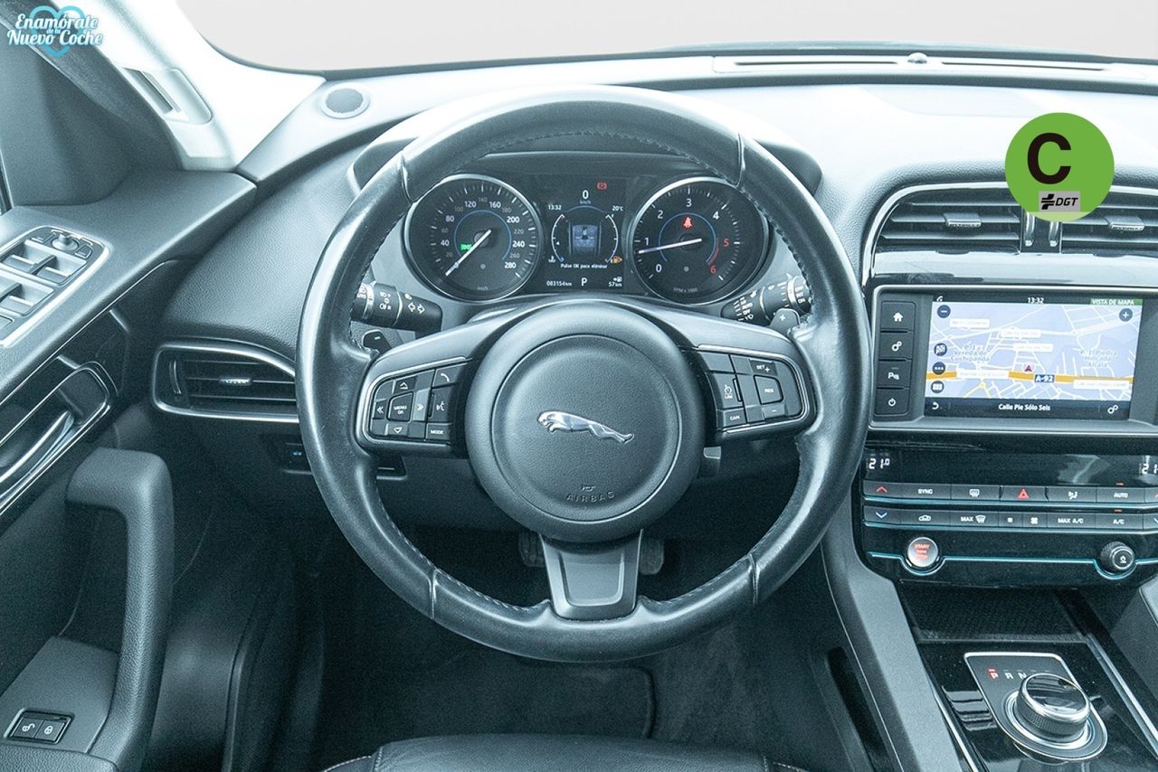 Jaguar F-Pace 2.0L i4D Prestige AWD Auto 177 kW (240 CV) - foto 17