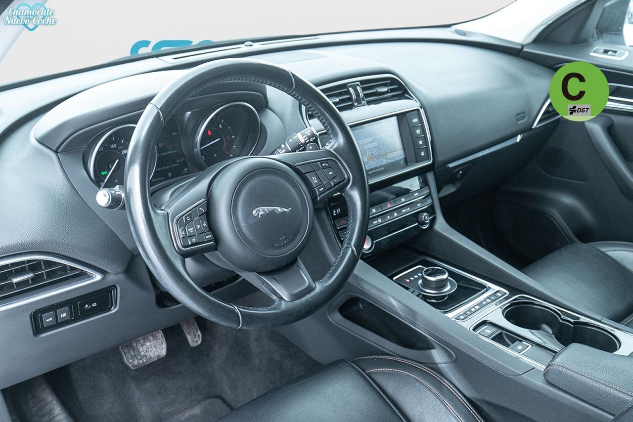 Jaguar F-Pace 2.0L i4D Prestige AWD Auto 177 kW (240 CV) - foto 14