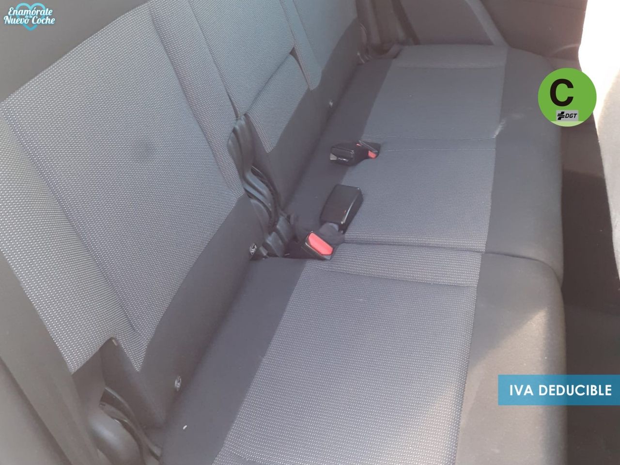 Citroën C3 Aircross PureTech 130 Shine Pack EAT6 96 kW (131  - foto 3