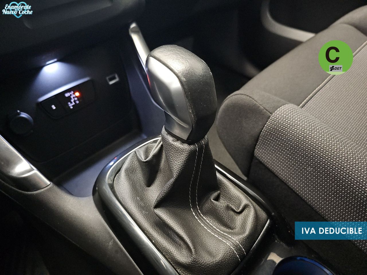 Citroën C3 Aircross PureTech 130 Shine Pack EAT6 96 kW (131  - foto 18