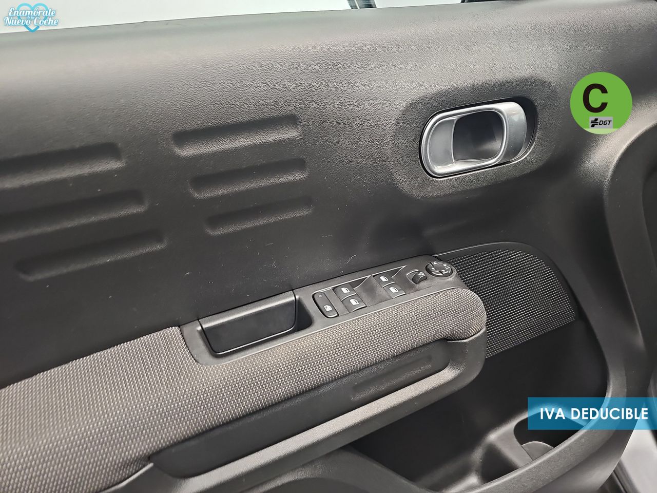 Citroën C3 Aircross PureTech 130 Shine Pack EAT6 96 kW (131  - foto 30