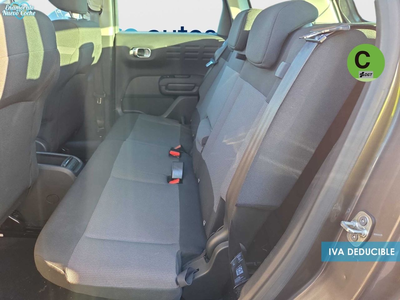 Citroën C3 Aircross PureTech 130 Shine Pack EAT6 96 kW (131  - foto 7