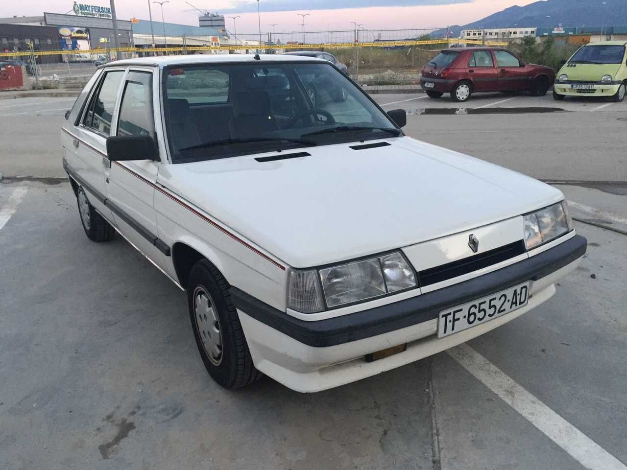 Renault kadjar blanco 5 puertas  de segunda mano - renault r11 1986 /