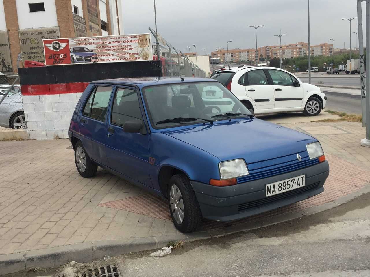 Renault kadjar azul  de segunda mano - renault r5 1989 /