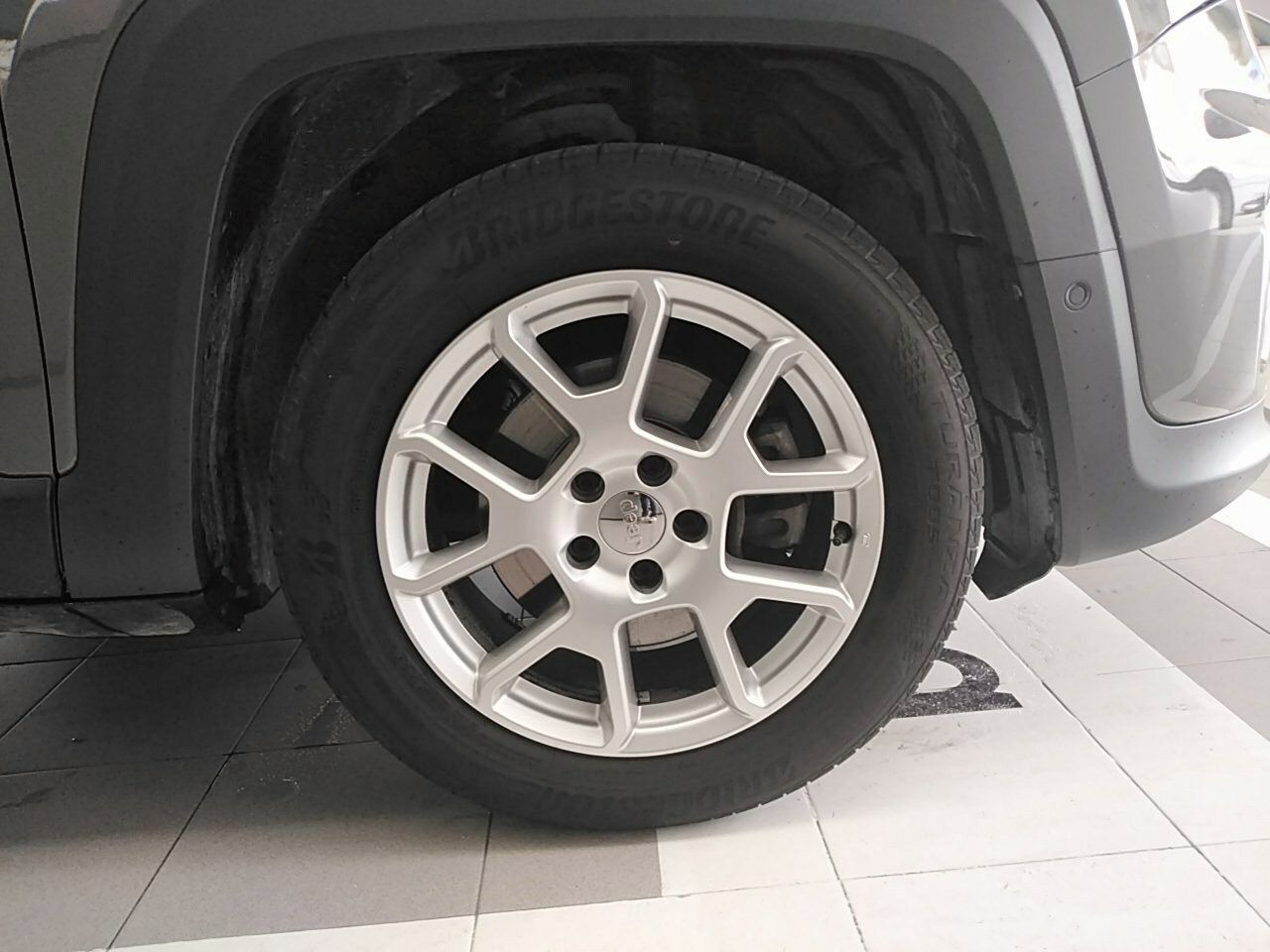 jeep renegade 2021 / foto grande (3)