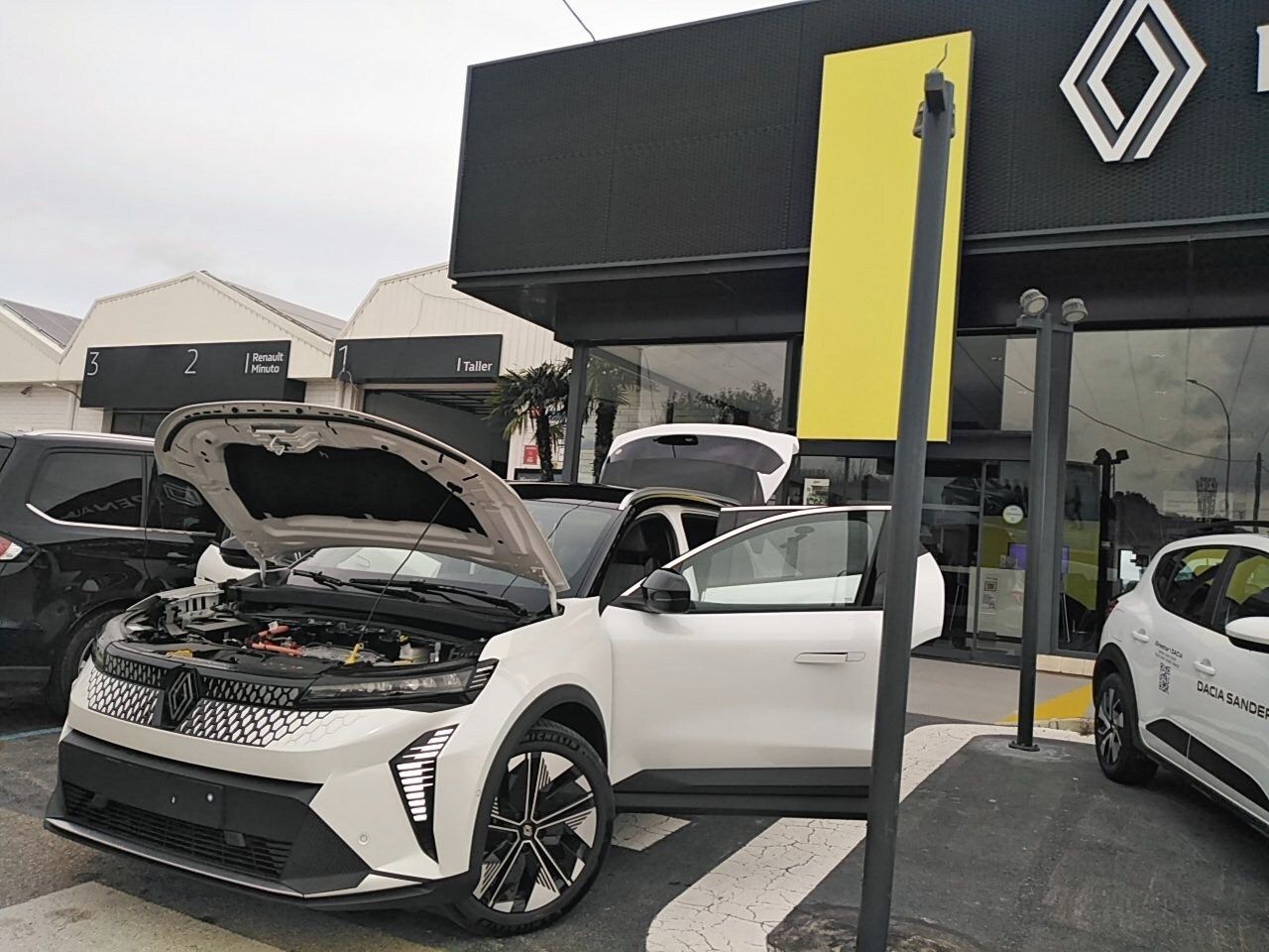 Renault Scenic E-tech Techno Autonomia Confort 125kw - foto 25