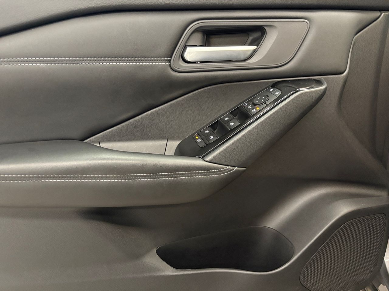 Nissan Qashqai DIG-T 103 kW (140 CV) mHEV 12V Acenta - Foto 16