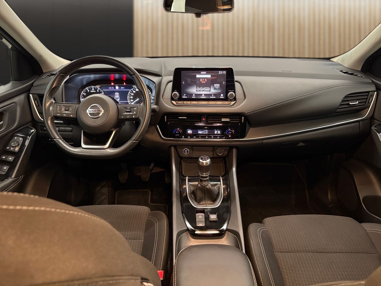 Nissan Qashqai DIG-T 103 kW (140 CV) mHEV 12V Acenta - Foto 9