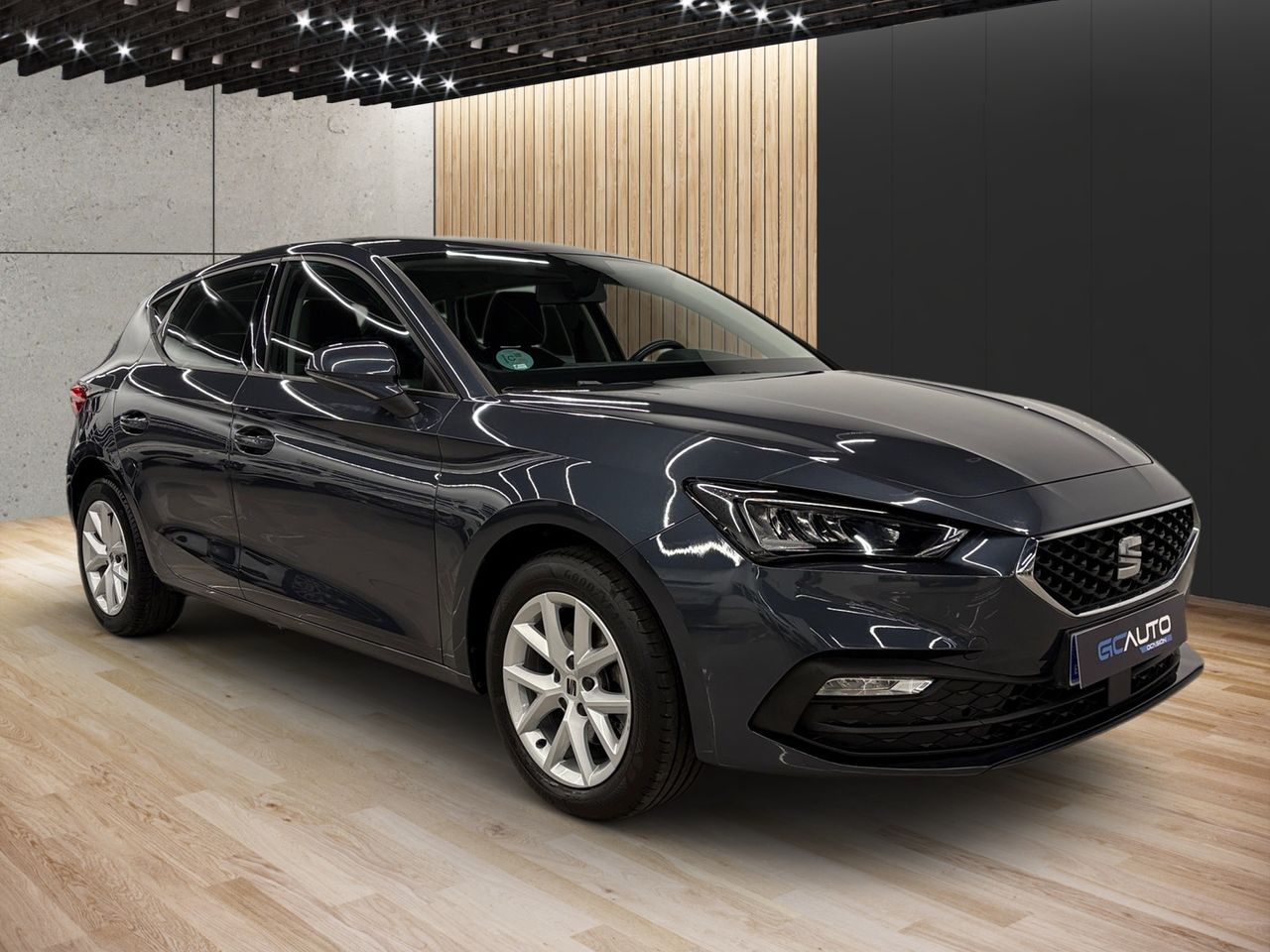 Seat Leon REFERENCE LESC 1.0 TSI - Foto 4