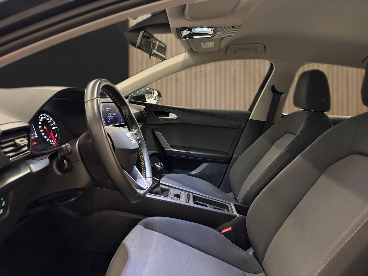 Seat Leon REFERENCE LESC 1.0 TSI - Foto 8