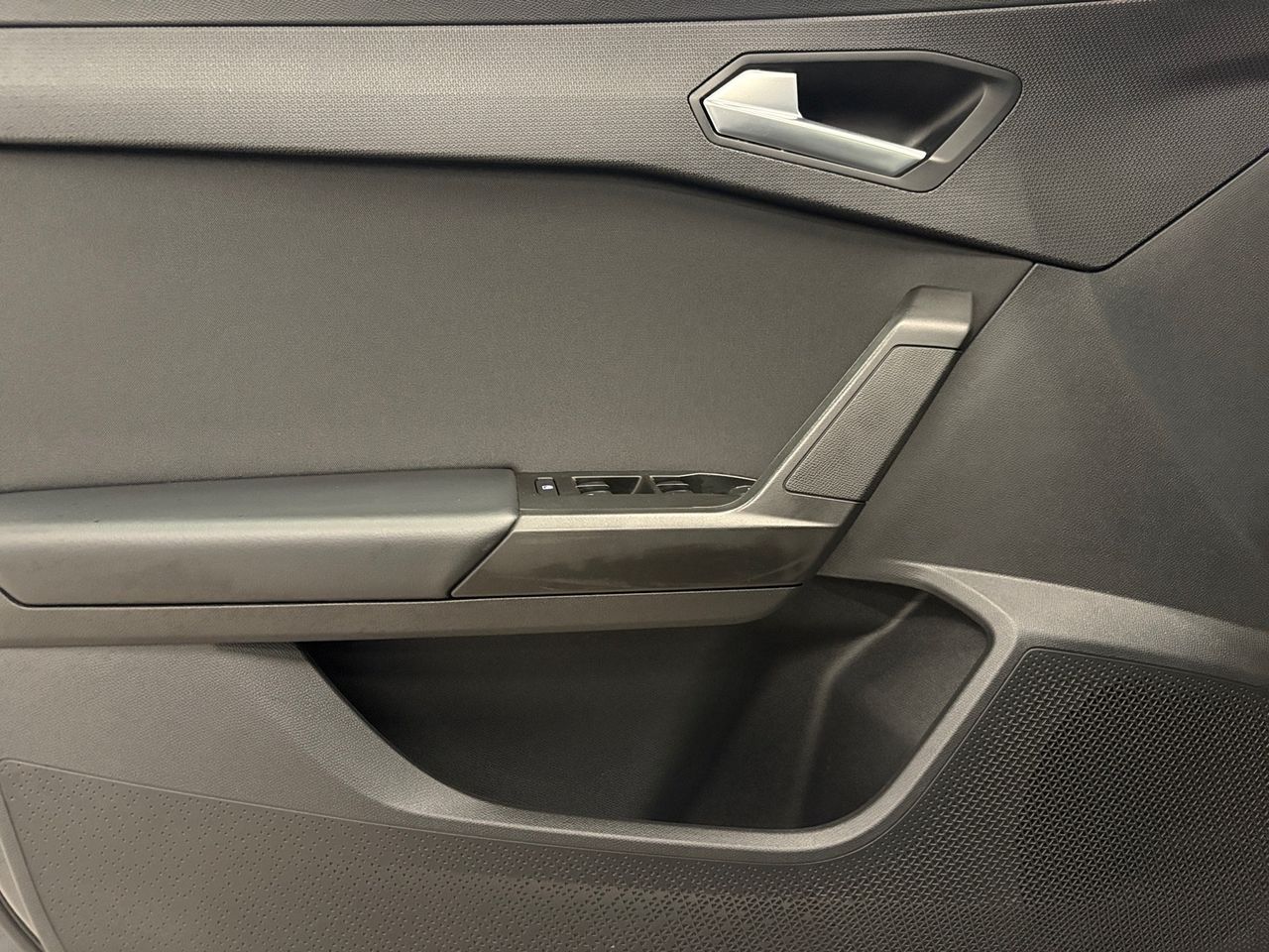 Seat Leon REFERENCE LESC 1.0 TSI - Foto 16