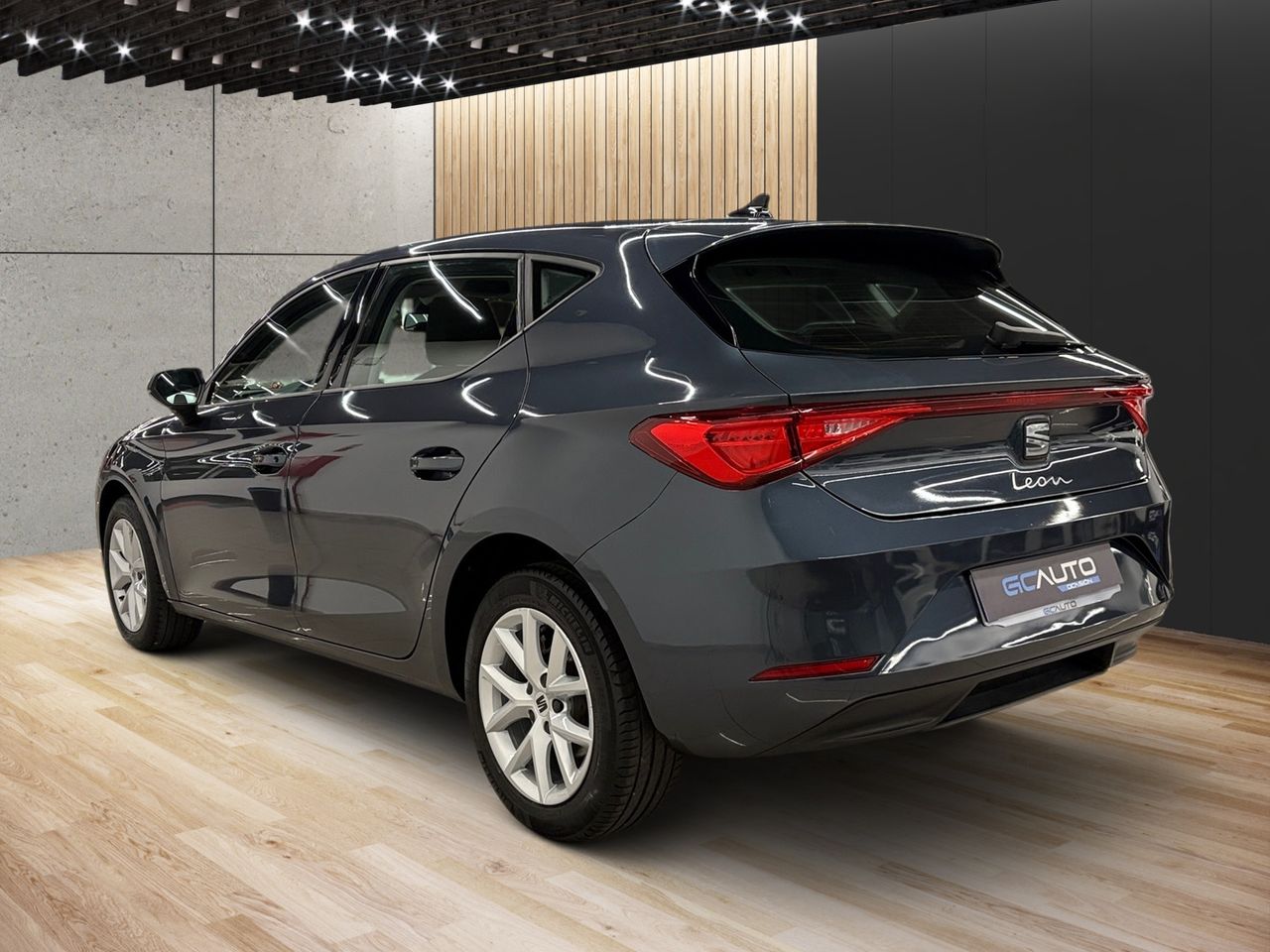 Seat Leon REFERENCE LESC 1.0 TSI - Foto 3