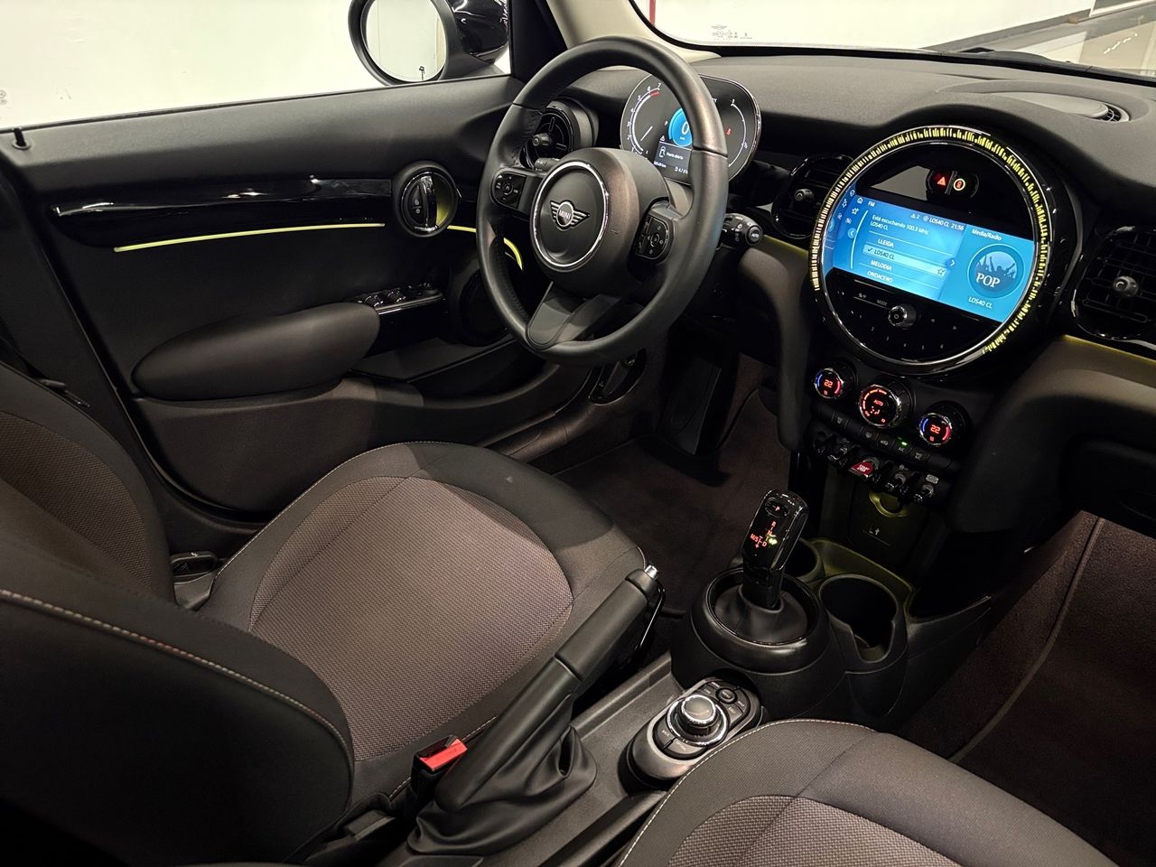 MINI Cooper 5 puertas F55 - Foto 15