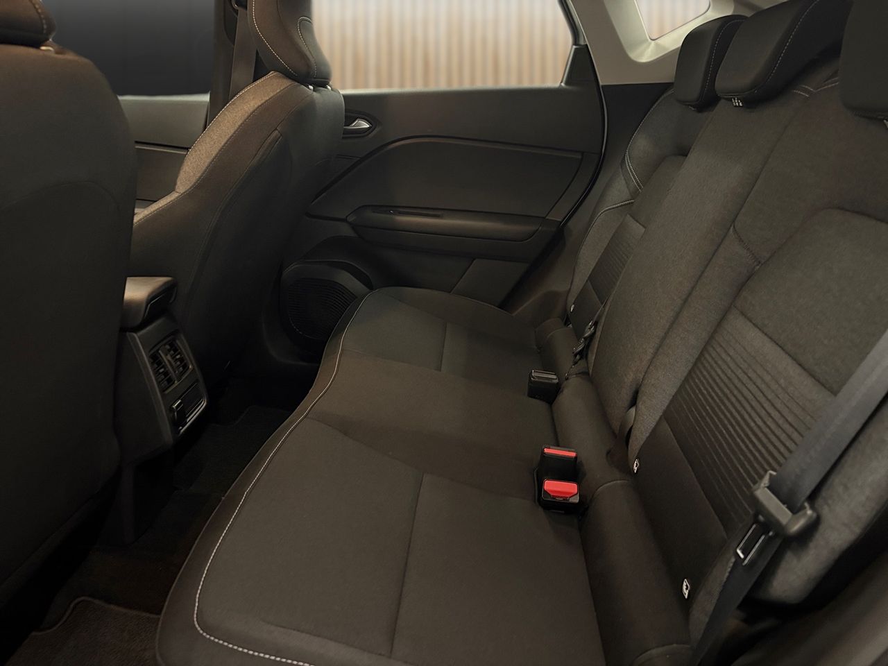 Renault Captur Intens TCe 74 kW (100 CV) - Foto 17