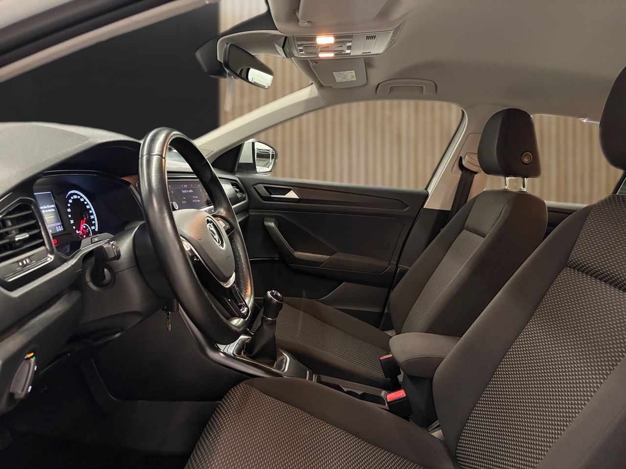 Volkswagen T-Roc Edition 2.0 TDI 85 kW (115 CV) - Foto 8