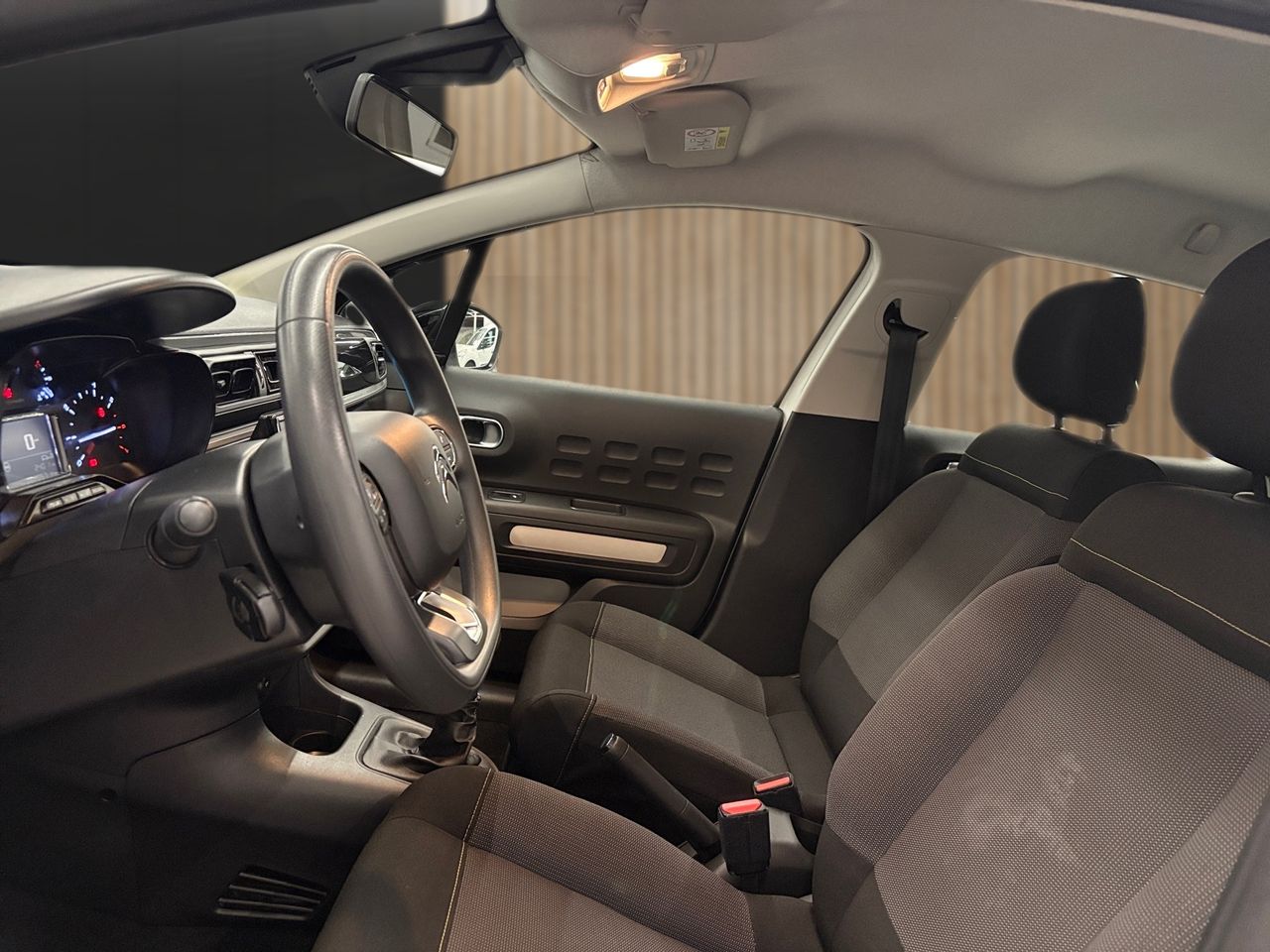 Citroën C3 BlueHDi 100 S&S Feel - Foto 8