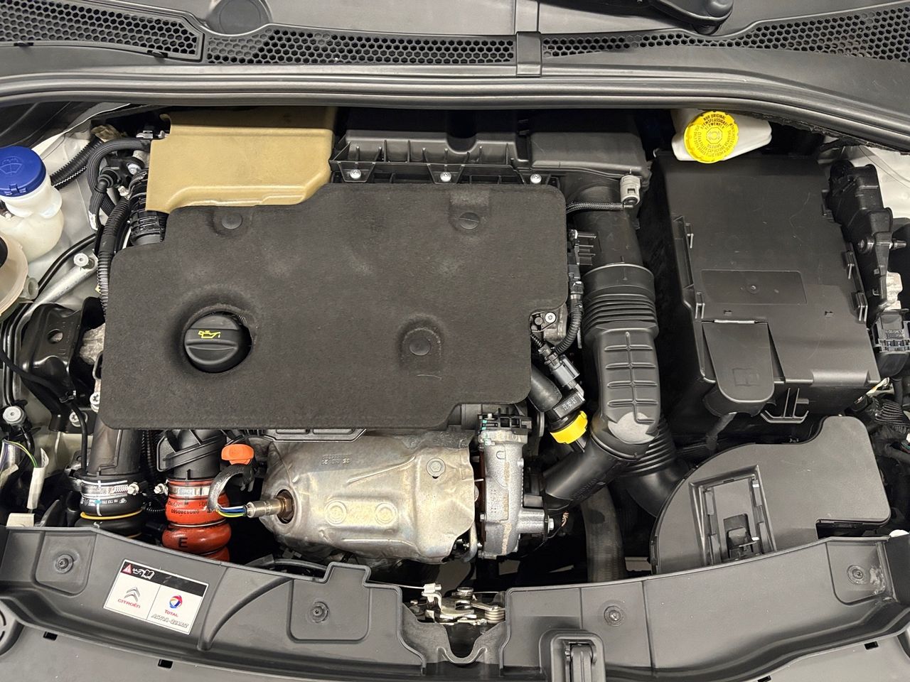 Citroën C3 BlueHDi 100 S&S Feel - Foto 20