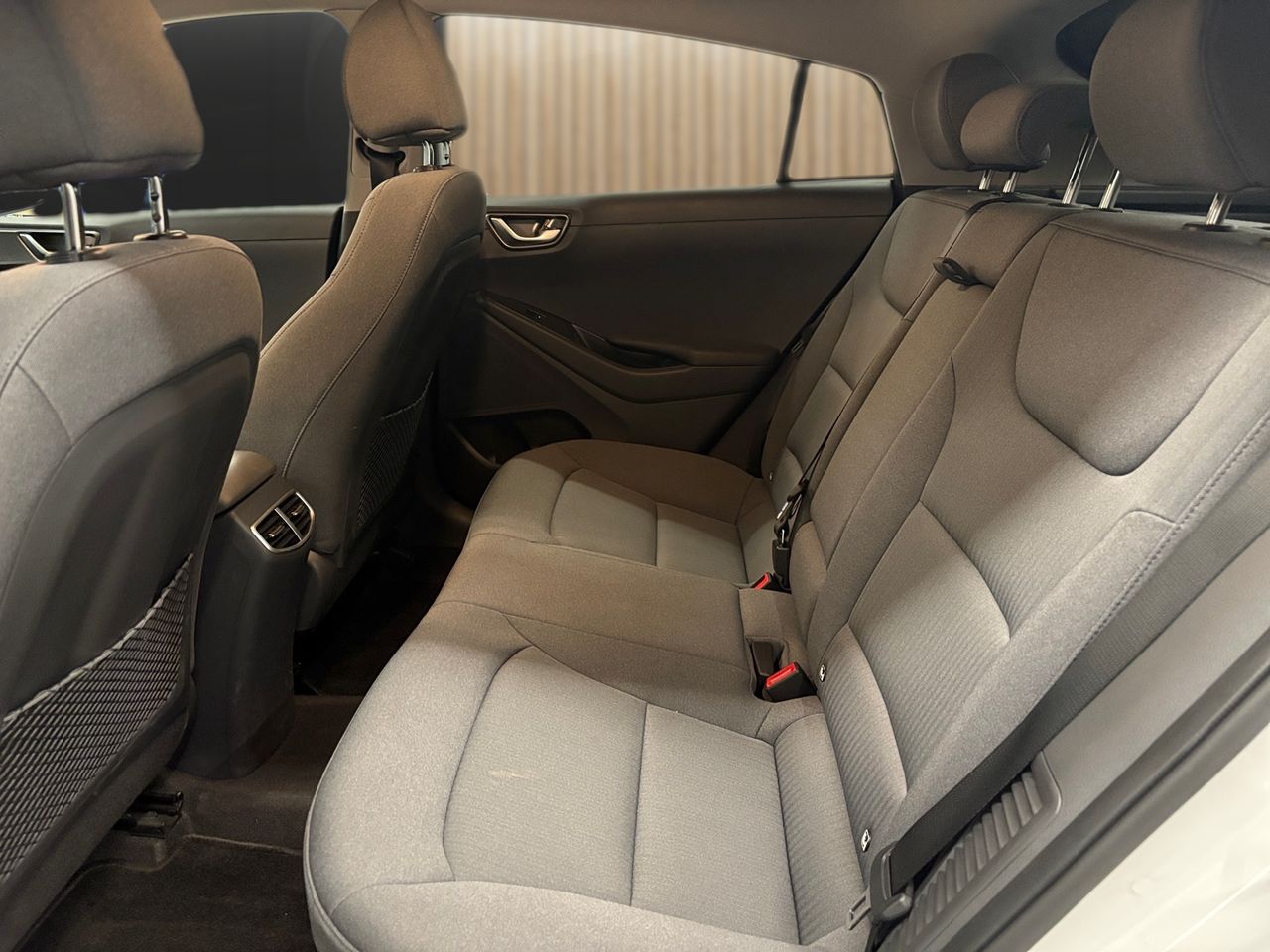 Hyundai IONIQ PHEV 1.6 GDI Klass - Foto 18