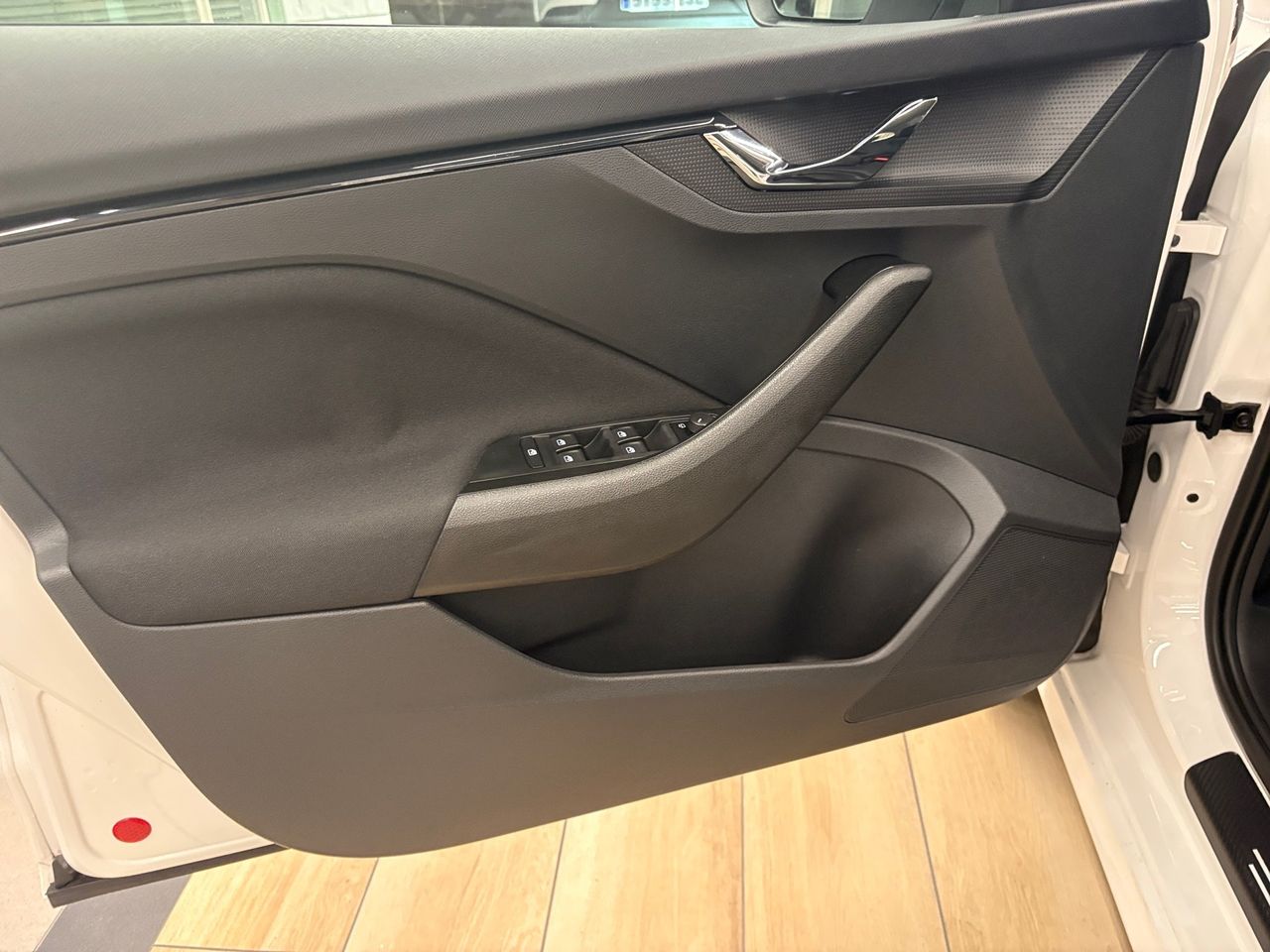 Skoda Kamiq 1.0 TSI 70 kW (95 CV) Ambition - Foto 8