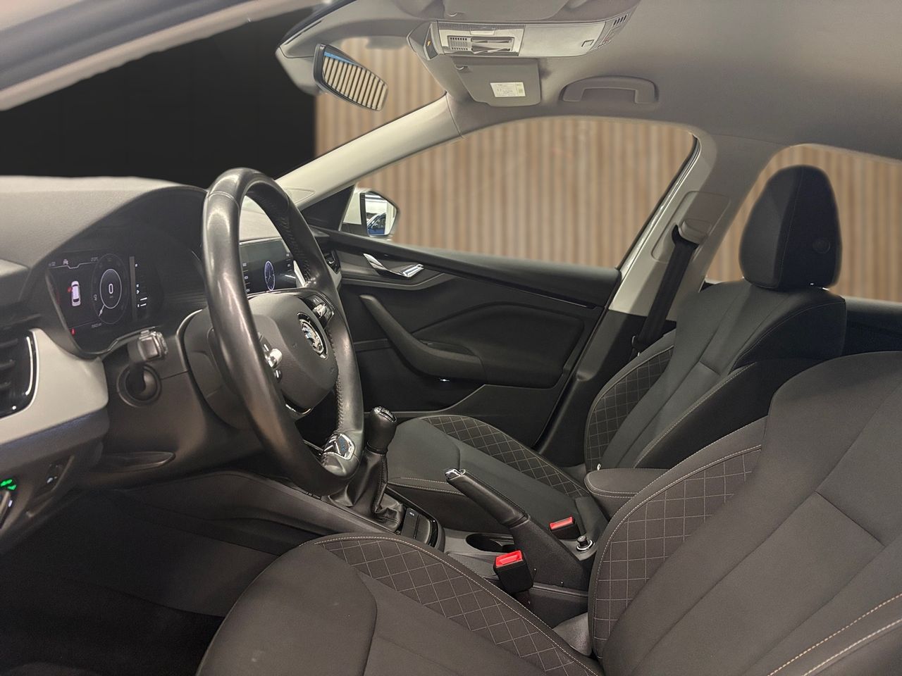 Skoda Kamiq 1.0 TSI 70 kW (95 CV) Ambition - Foto 9