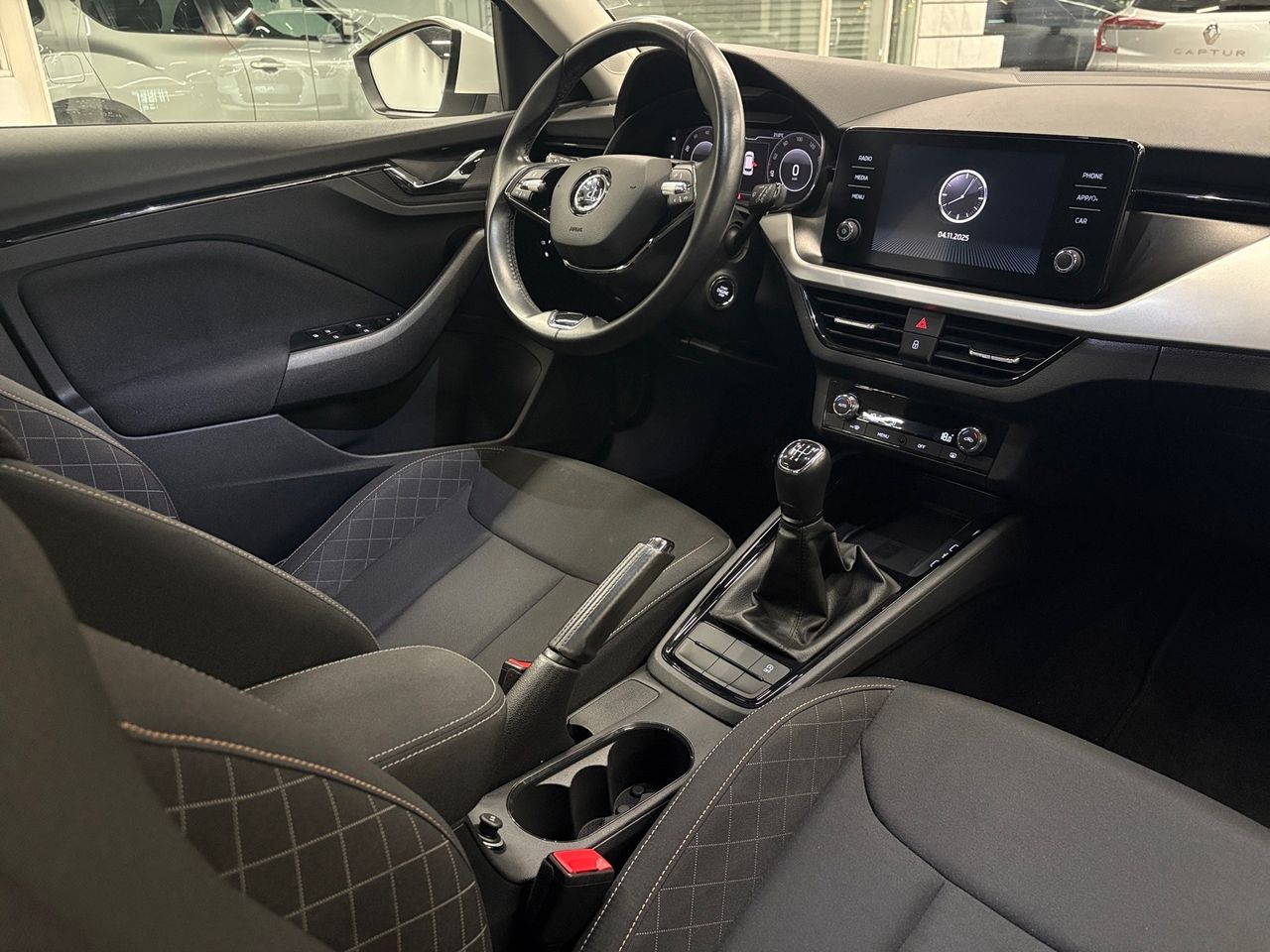 Skoda Kamiq 1.0 TSI 70 kW (95 CV) Ambition - Foto 16