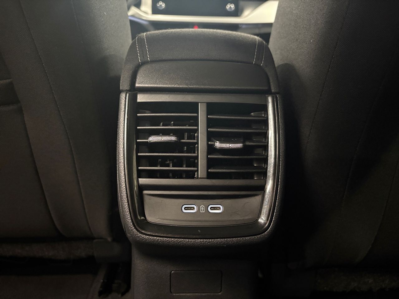 Skoda Kamiq 1.0 TSI 70 kW (95 CV) Ambition - Foto 18