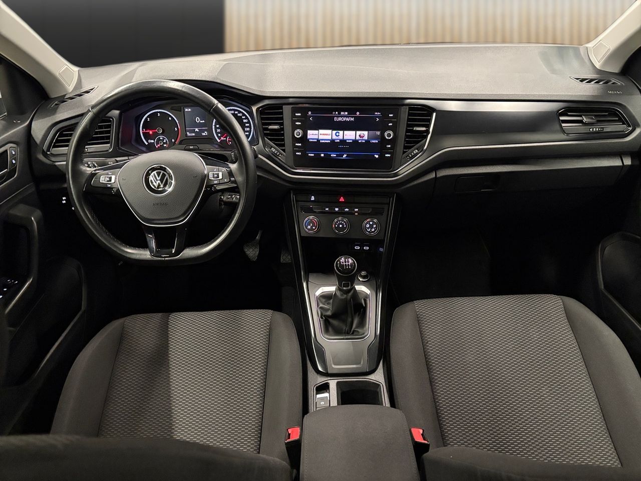 Volkswagen T-Roc Edition 2.0 TDI 85 kW (115 CV) - Foto 8