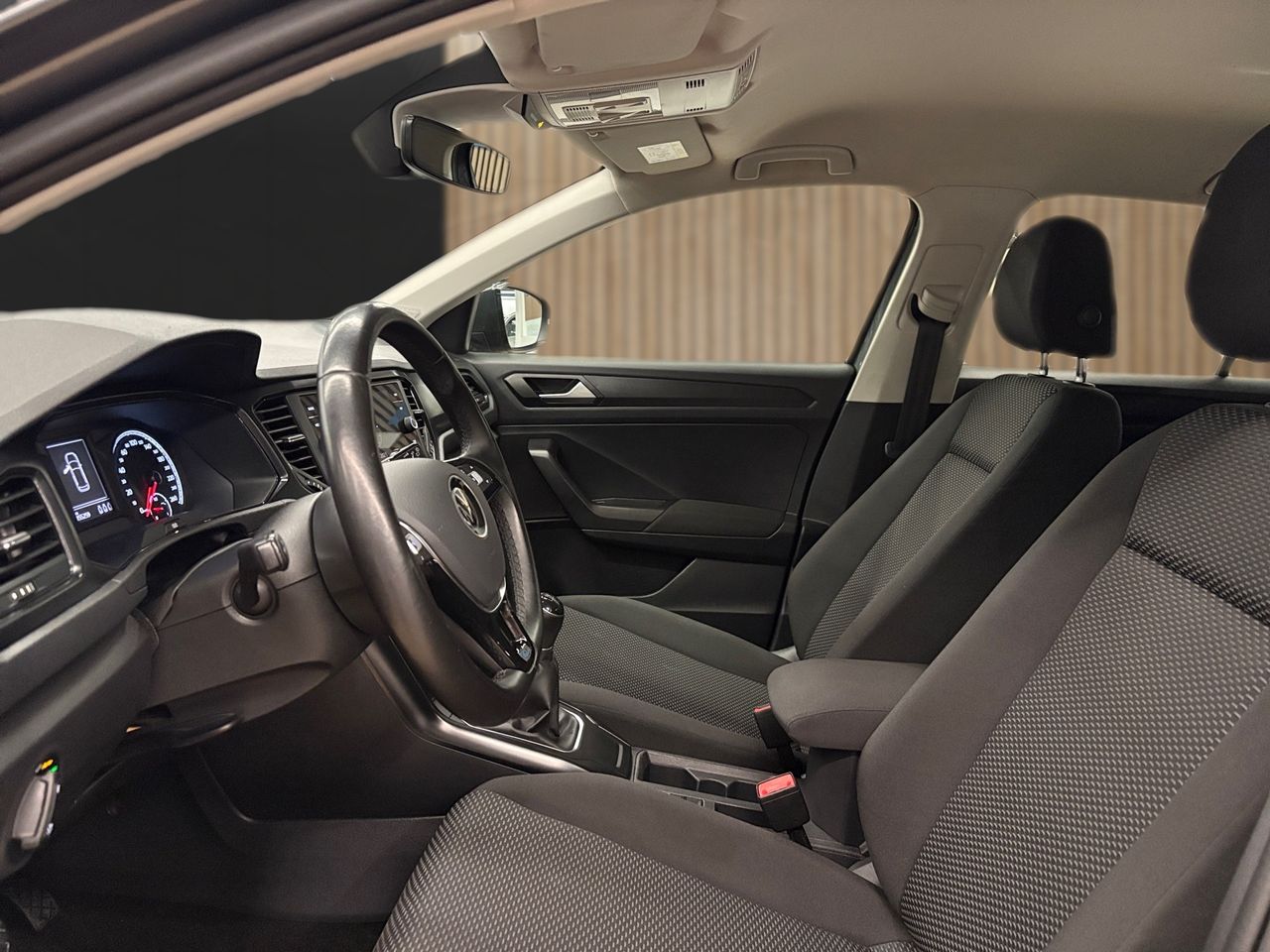 Volkswagen T-Roc Edition 2.0 TDI 85 kW (115 CV) - Foto 7