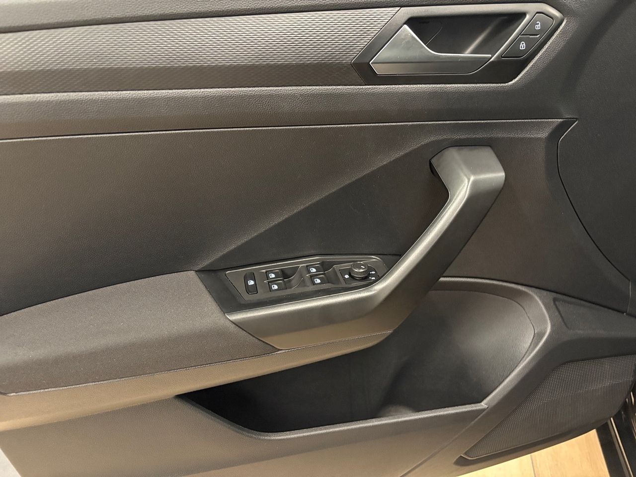 Volkswagen T-Roc Edition 2.0 TDI 85 kW (115 CV) - Foto 6