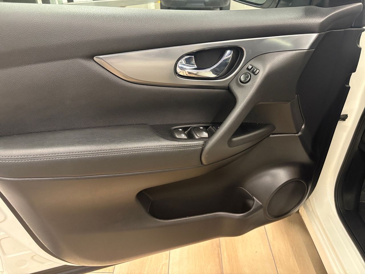 Nissan Qashqai N-Connecta DIG-T 103 kW (140 CV) - Foto 8