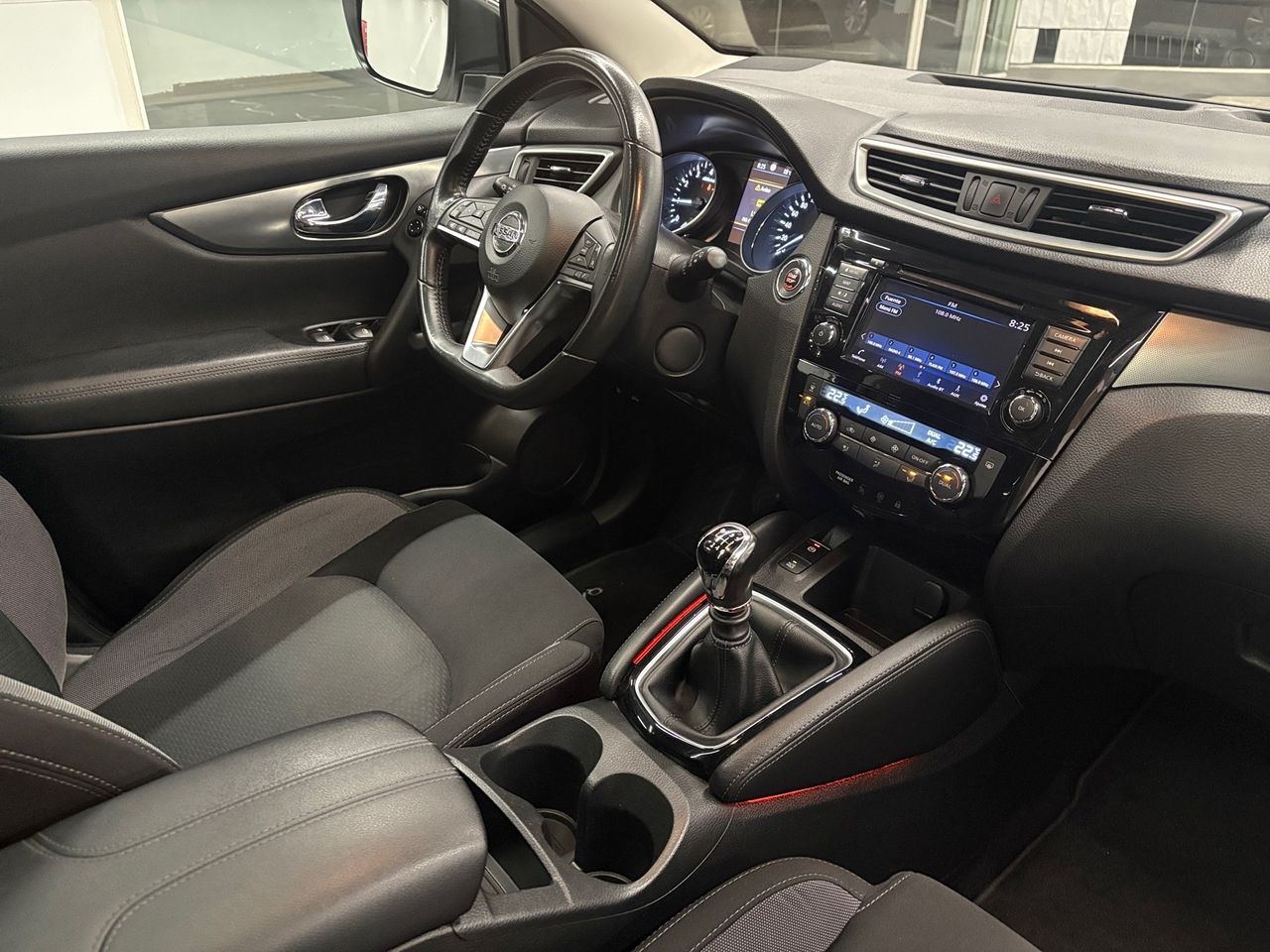 Nissan Qashqai N-Connecta DIG-T 103 kW (140 CV) - Foto 17