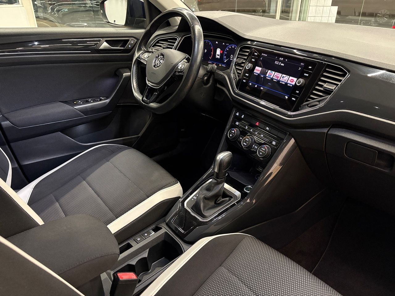 Volkswagen T-Roc Sport 1.5 TSI 110 kW (150 CV) DSG 7 vel. - Foto 13