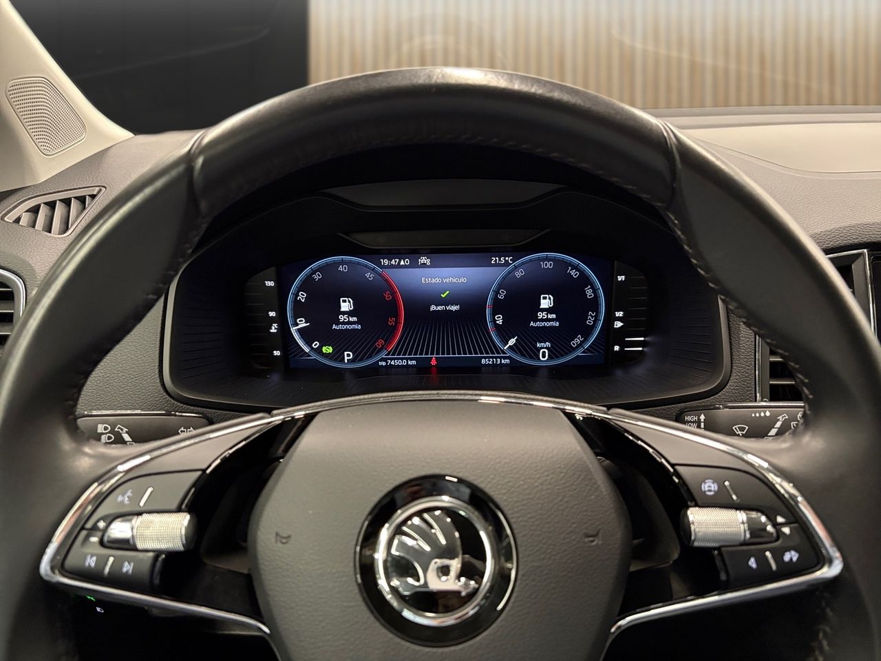 Skoda Karoq Ambition 2.0 TDI 110 kW (150 CV) DSG 7 vel. 4x4 - Foto 9