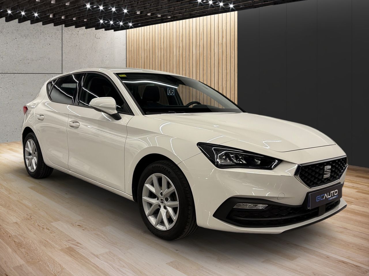 Seat Leon 2.0 TDI S&S Style - Foto 4