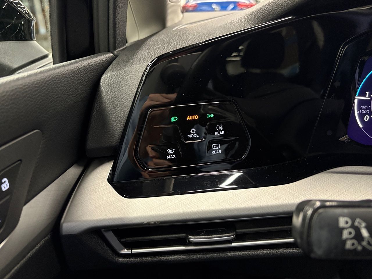 Volkswagen Golf Life 2.0 TDI 85 kW (115 CV) - Foto 12