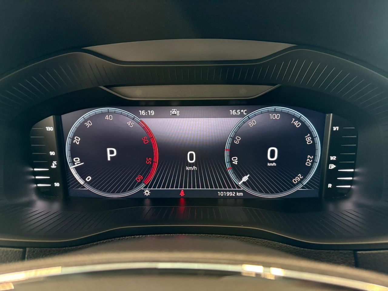 Skoda Karoq Ambition 2.0 TDI 110 kW (150 CV) DSG 7 vel. 4x4 - Foto 10