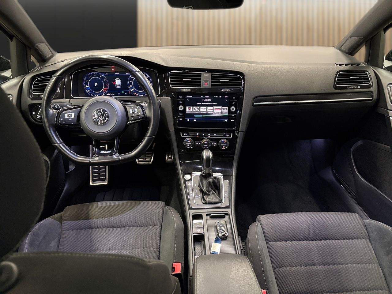 Volkswagen Golf Variant R 2.0 TSI 228 kW (310 CV) 4MOTION DSG 7 vel. - Foto 10