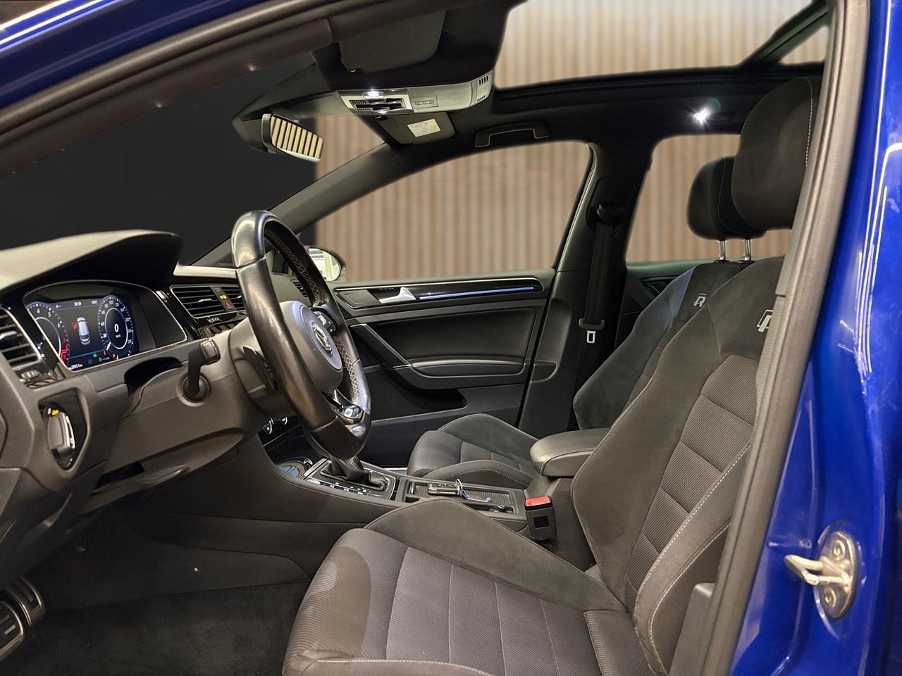 Volkswagen Golf Variant R 2.0 TSI 228 kW (310 CV) 4MOTION DSG 7 vel. - Foto 9