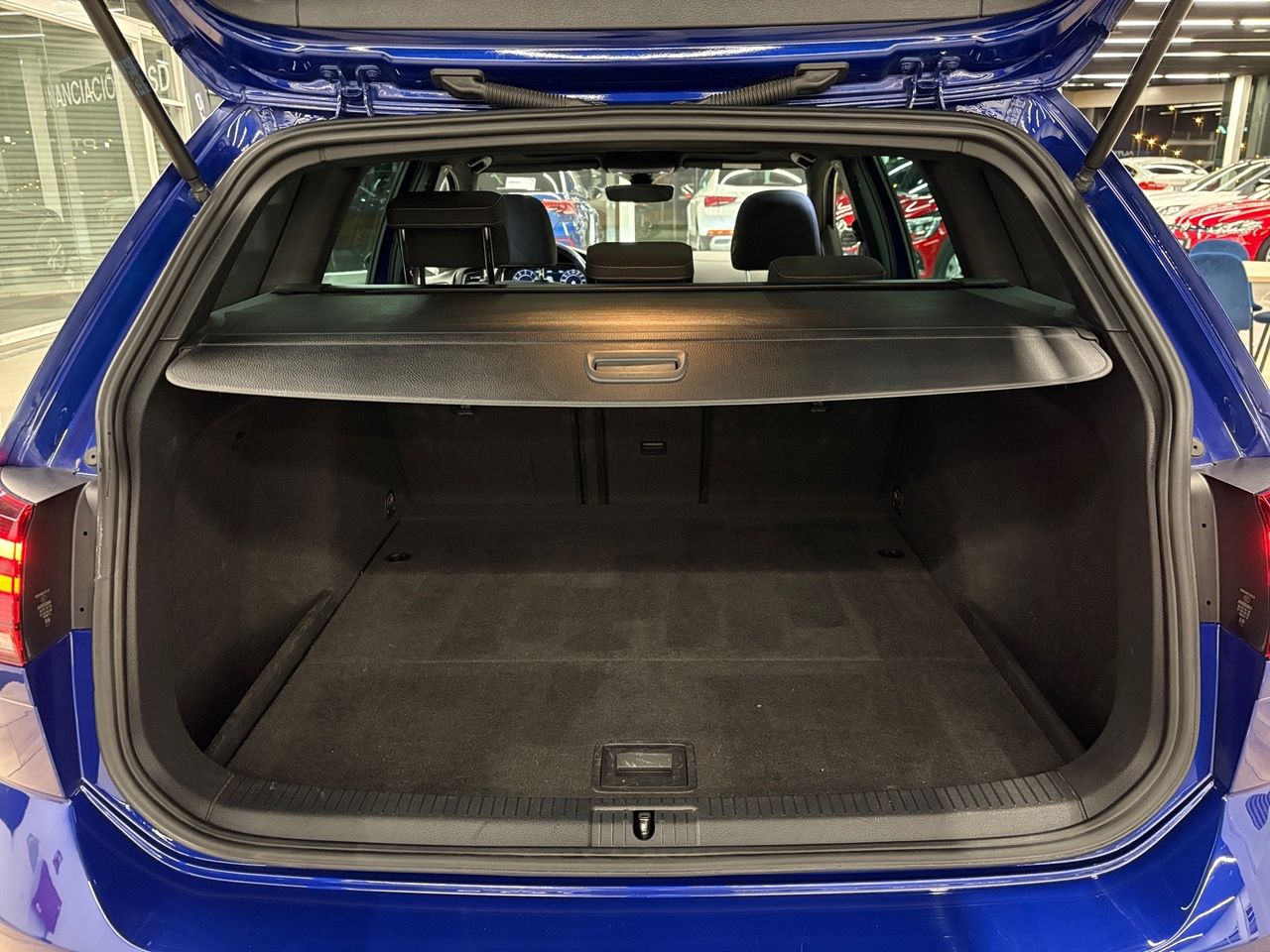 Volkswagen Golf Variant R 2.0 TSI 228 kW (310 CV) 4MOTION DSG 7 vel. - Foto 19