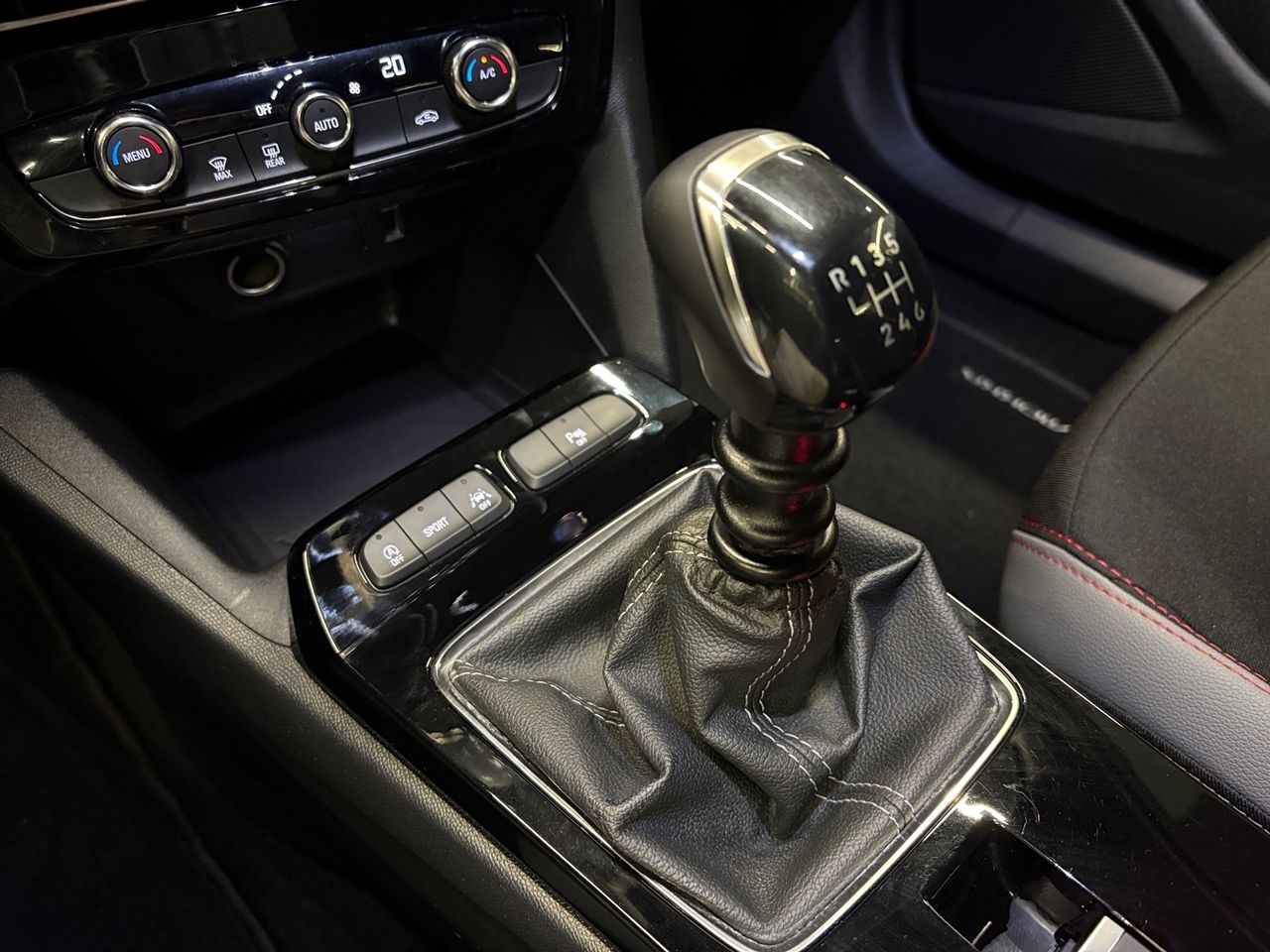 Opel Mokka 1.2 Turbo 96 kW (130 CV) GS - Foto 14