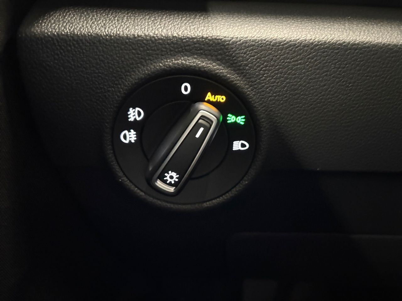 Volkswagen T-Roc R-Line 2.0 TDI 110 kW (150 CV) DSG - Foto 11