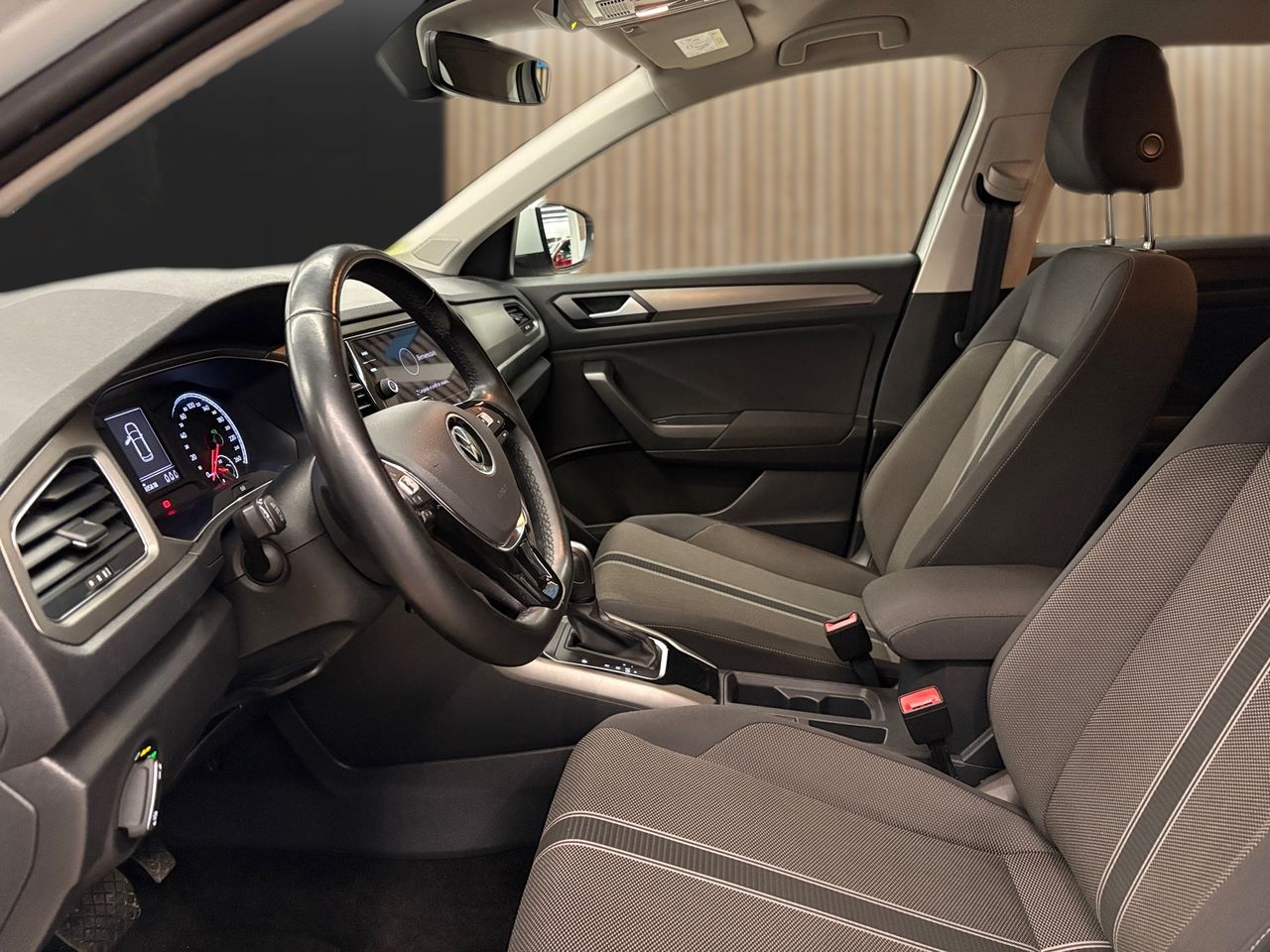 Volkswagen T-Roc R-Line 2.0 TDI 110 kW (150 CV) DSG - Foto 6