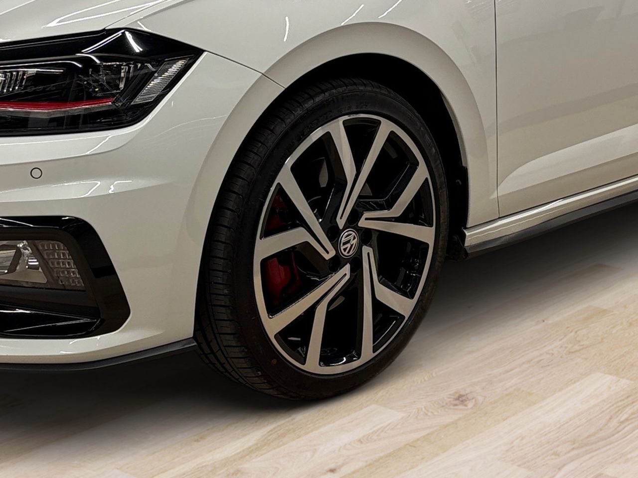 Volkswagen Polo GTI 2.0 TSI 147 kW (200 CV) DSG 6 vel. - Foto 7