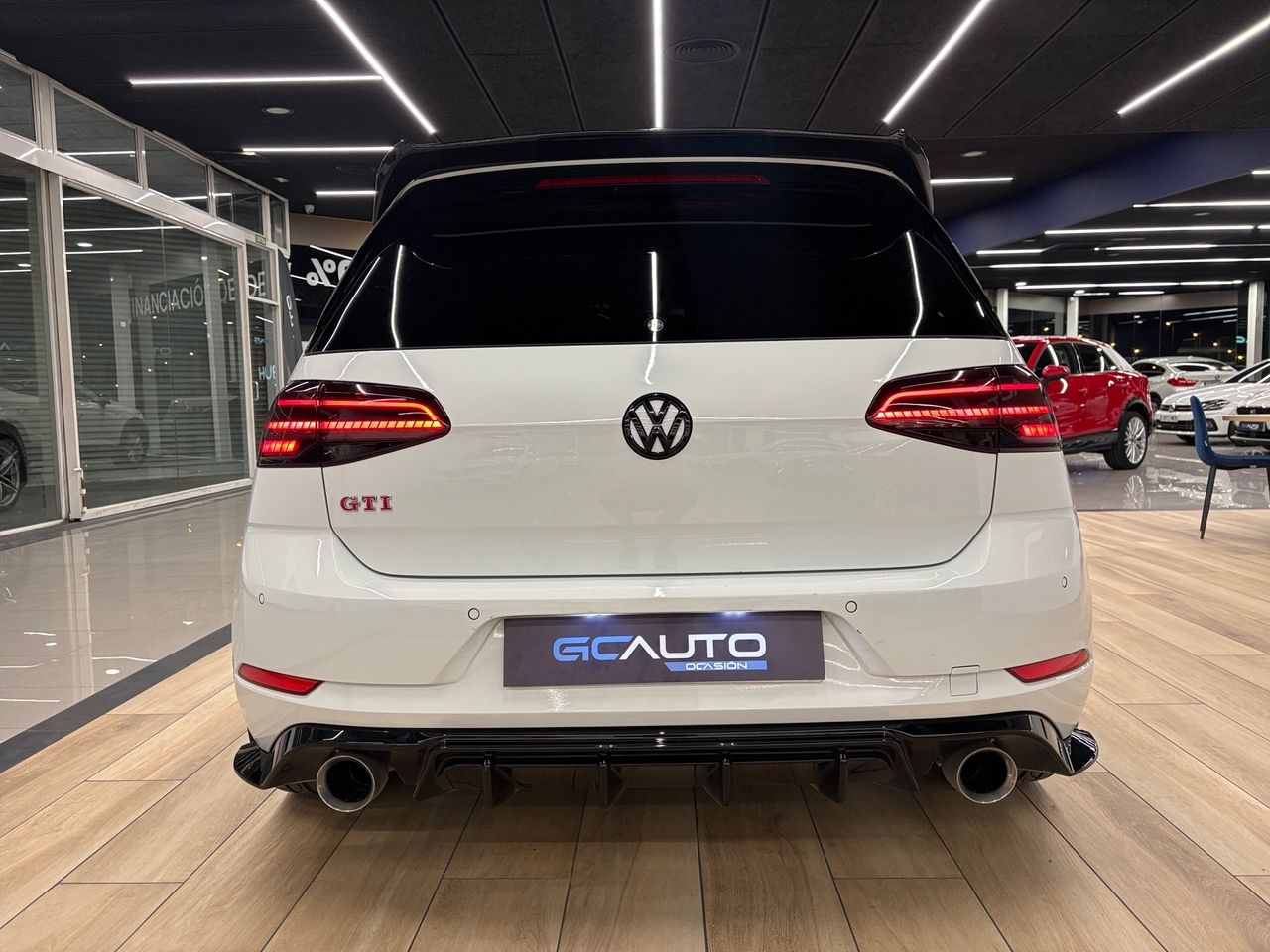 Volkswagen Golf 5p GTI Performance 2.0 TSI 180 kW (245 CV) - Foto 7