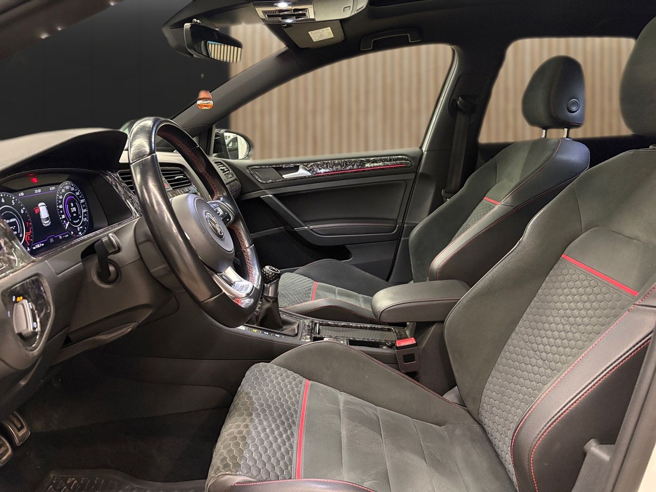 Volkswagen Golf 5p GTI Performance 2.0 TSI 180 kW (245 CV) - Foto 9