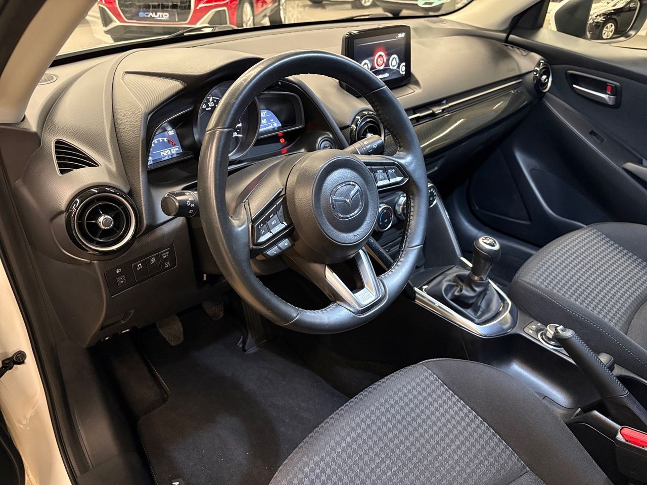 Mazda 2 Mazda Style+ 1.5 SKYACTIV-G 90 CV - Foto 10
