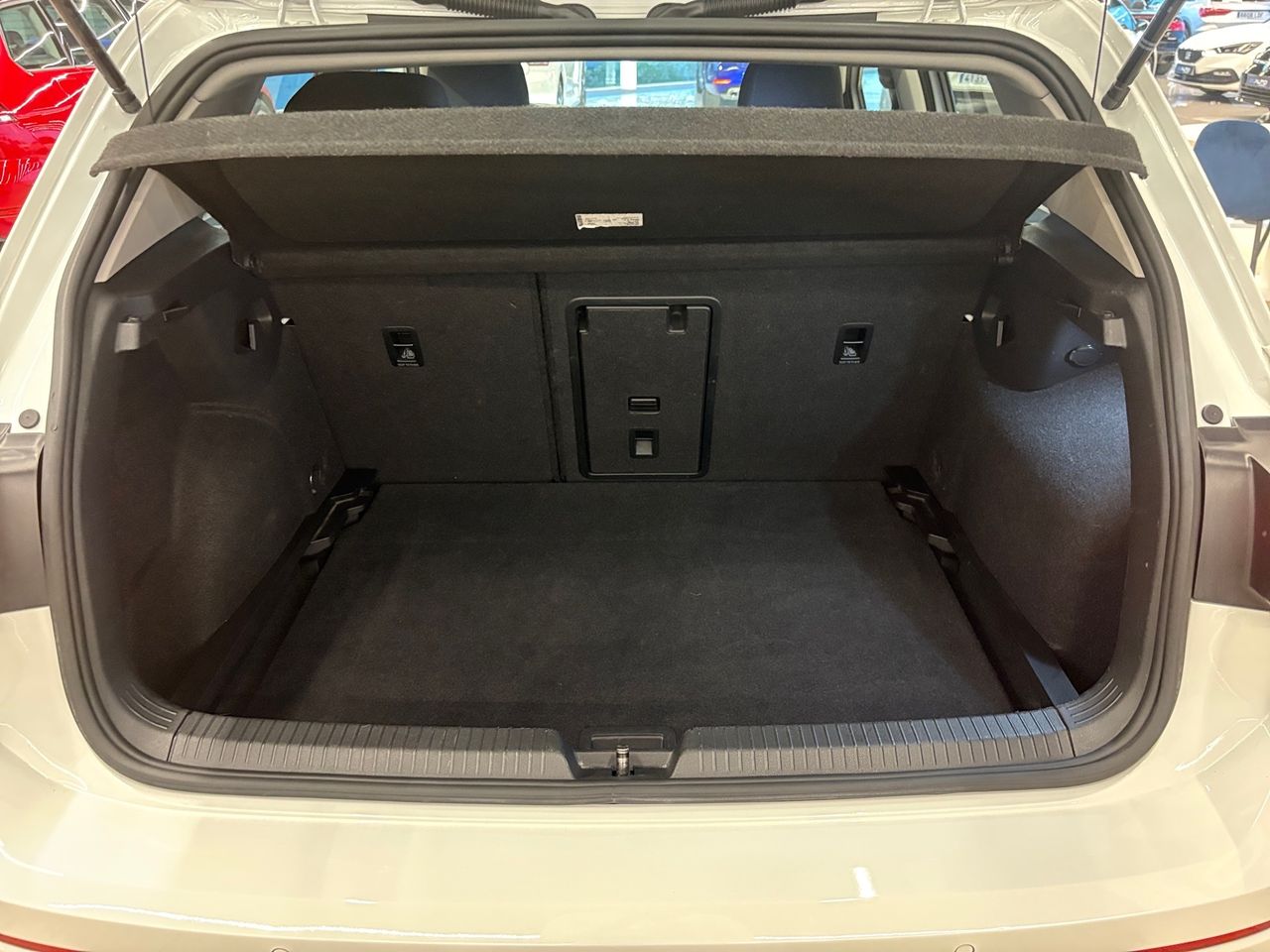 Volkswagen Golf Life 1.5 TSI 96 kW (130 CV) - Foto 17